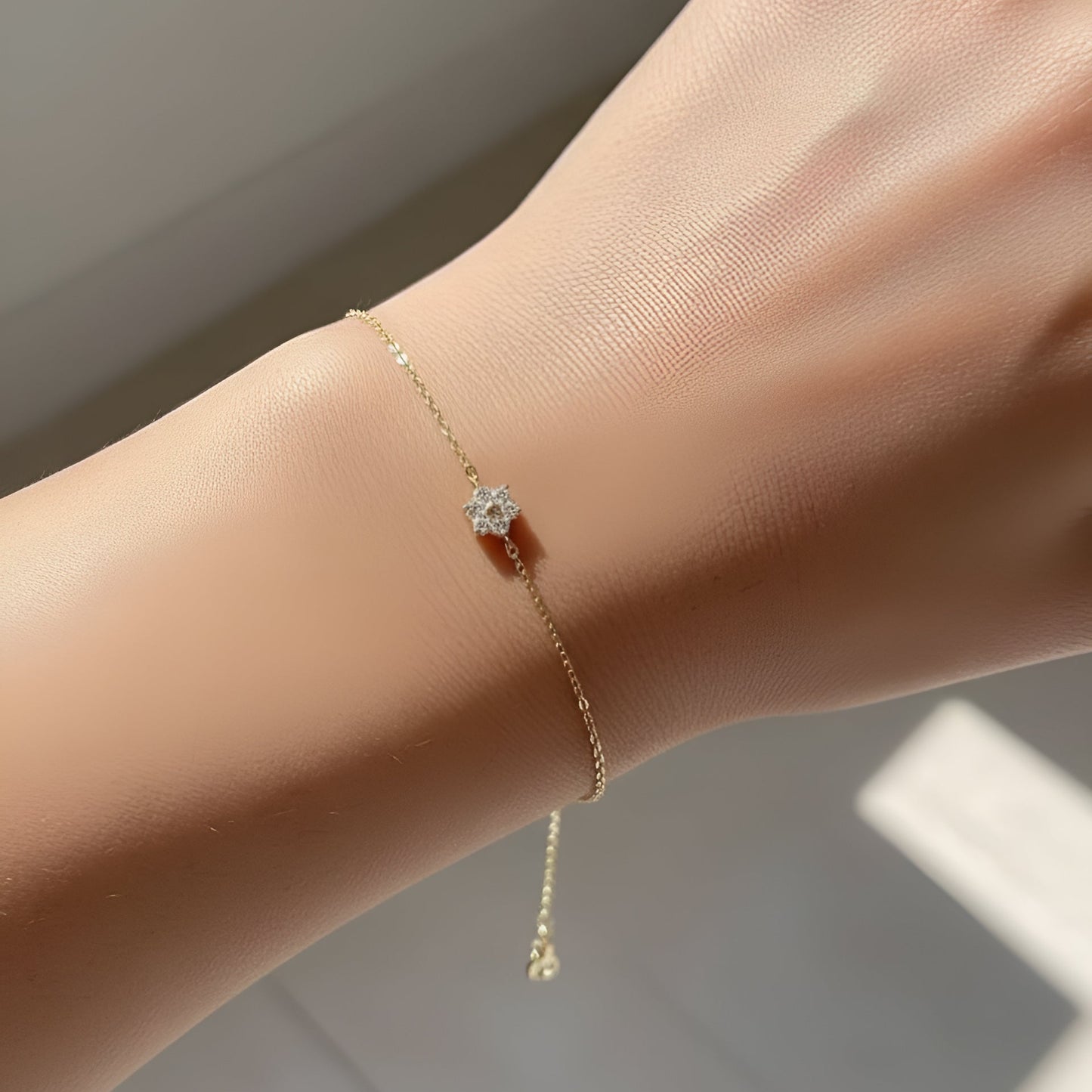 Tiny Flower Bracelet