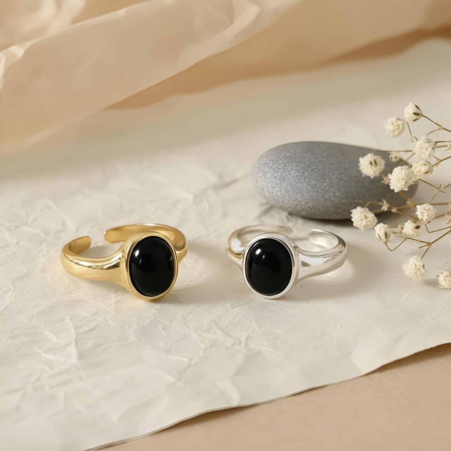 Onyx Adjustable Ring