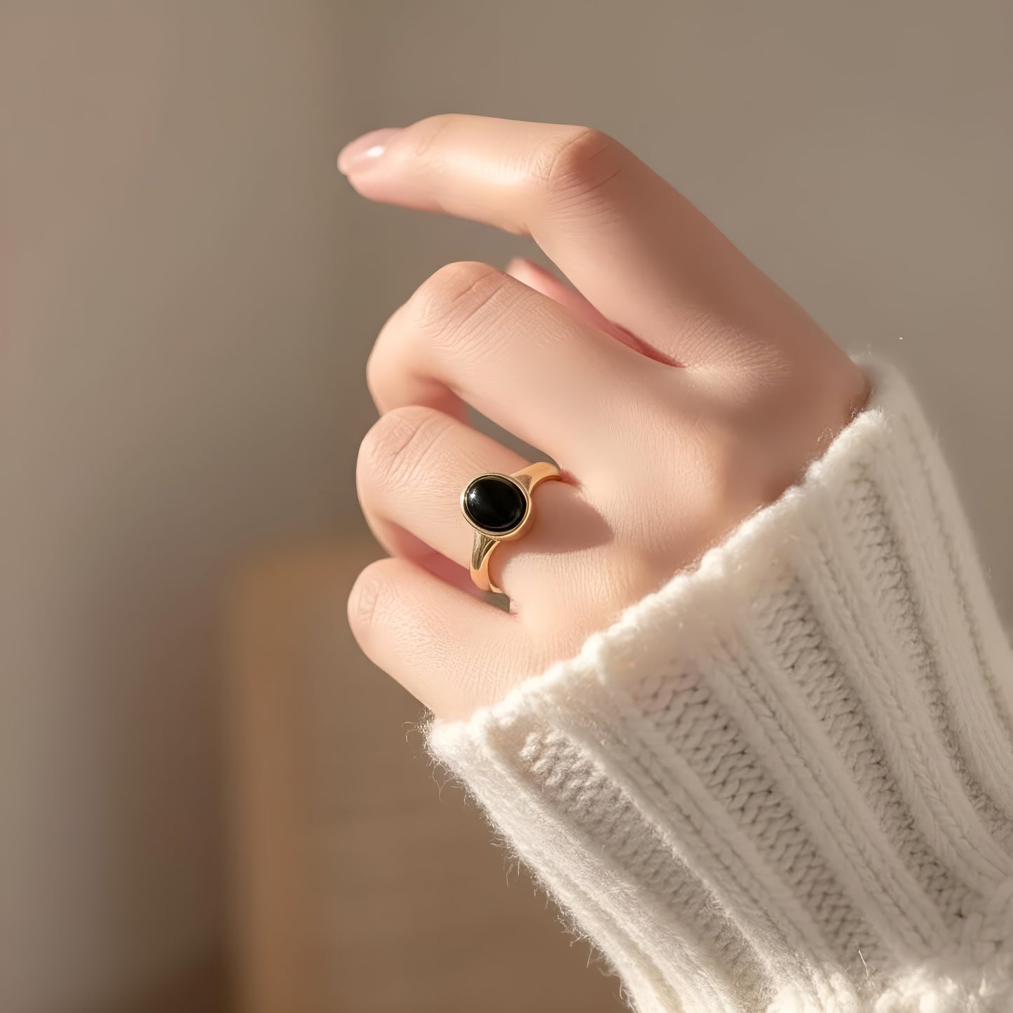 Onyx Adjustable Ring