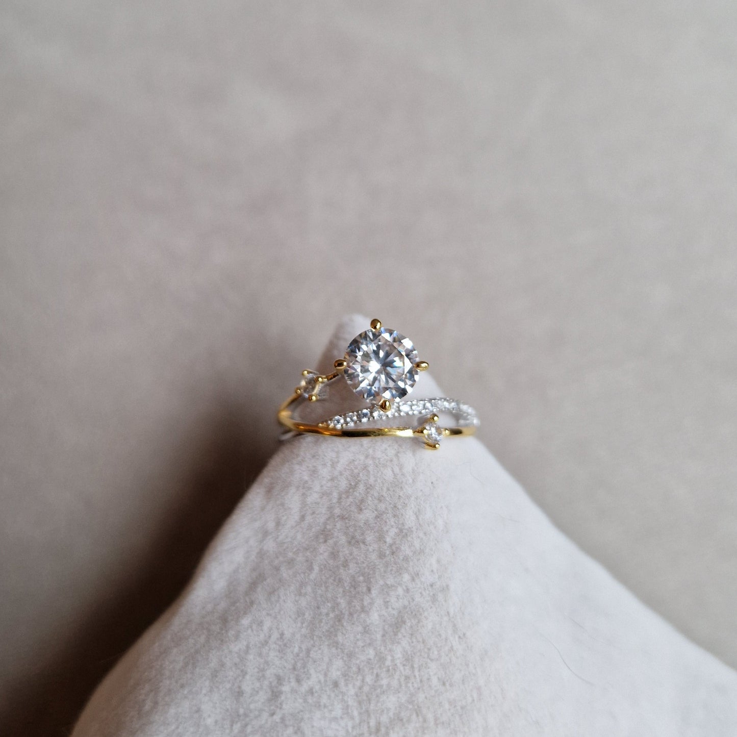 Moissanite Diamond Ring